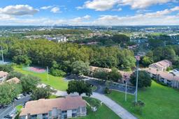 Picture of 4611 Gate Place Unit H-203, Orlando, FL 32811