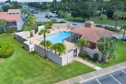 Picture of 4611 Gate Place Unit H-203, Orlando, FL 32811