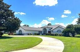 Picture of 2418 Berkshire Drive, Winter Haven, FL 33884