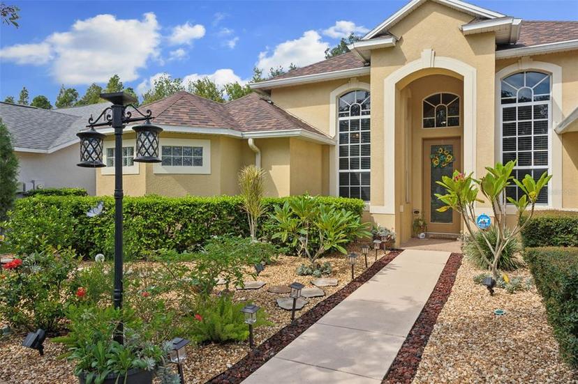 Picture of 27127 Fordham Drive, Wesley Chapel FL 33544