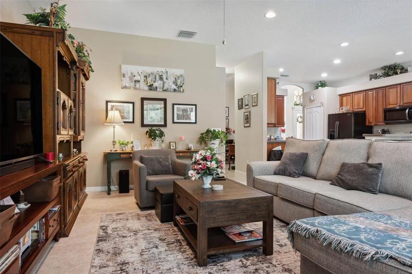 Picture of 27127 Fordham Drive, Wesley Chapel FL 33544