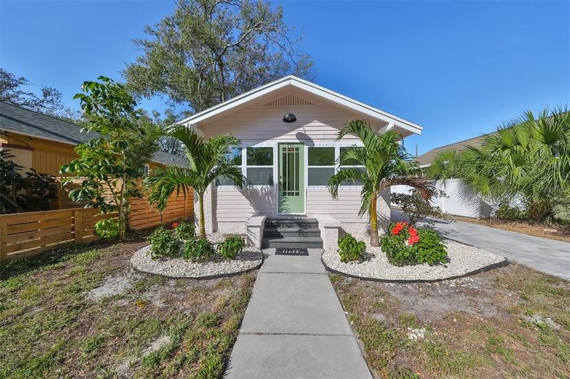 Picture of 440 22Nd Street N, St Petersburg FL 33713