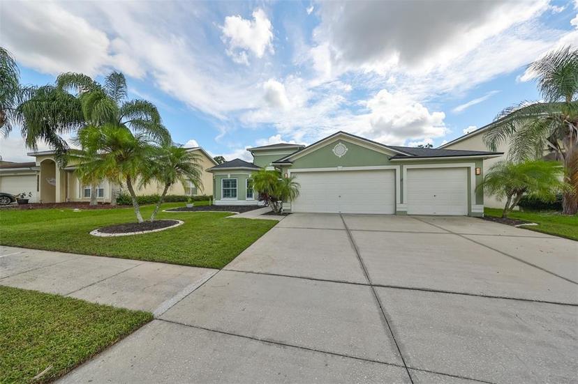 Picture of 10926 Sailbrooke Drive, Riverview FL 33579