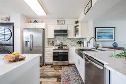 Picture of 800 Cove Cay Drive Unit 3C, Clearwater, FL 33760