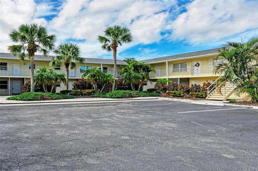 Picture of 370 Base Avenue E Unit 208, Venice FL 34285