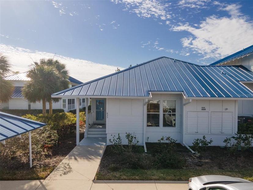 Picture of 835 Audubon Drive Unit 835, Bradenton FL 34209
