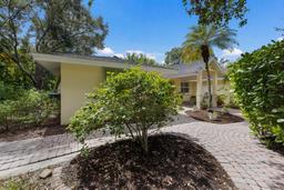 Picture of 1922 Field Road, Sarasota, FL 34231