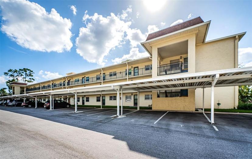 Picture of 1450 Heather Ridge Boulevard Unit 107, Dunedin FL 34698