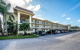 Picture of 1450 Heather Ridge Boulevard Unit 107, Dunedin, FL 34698