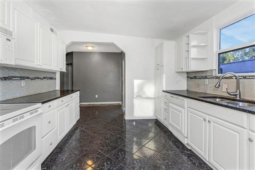 Picture of 906 Jurgens Street, Clearwater FL 33755