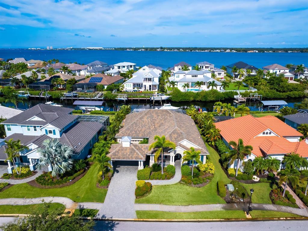 Picture of 576 Fore Drive, Bradenton, FL 34208