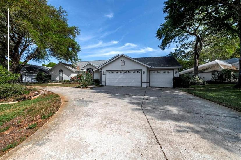 Picture of 2717 Bayview Drive, Eustis FL 32726
