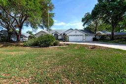 Picture of 2717 Bayview Drive, Eustis, FL 32726