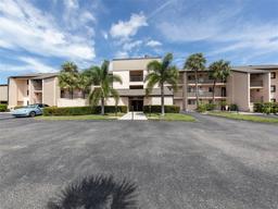 Picture of 5050 Marianne Key Road Unit 3B, Punta Gorda, FL 33955