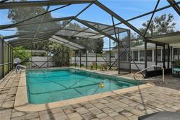 Picture of 937 Avenue L Se, Winter Haven, FL 33880