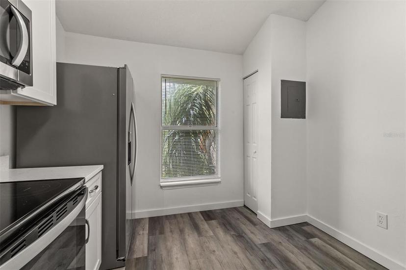 Picture of 3651 N Goldenrod Road Unit 204E, Winter Park FL 32792