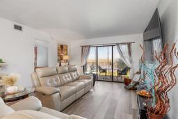 Picture of 175 Kings Highway Unit B6-526, Punta Gorda, FL 33983