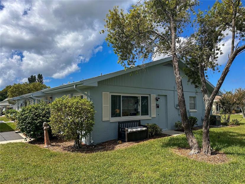 Picture of 216 Gloucester Boulevard Unit 216, Sun City Center FL 33573