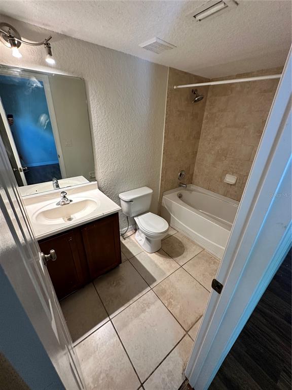 Picture of 1944 Conway Road Unit 6, Orlando FL 32812
