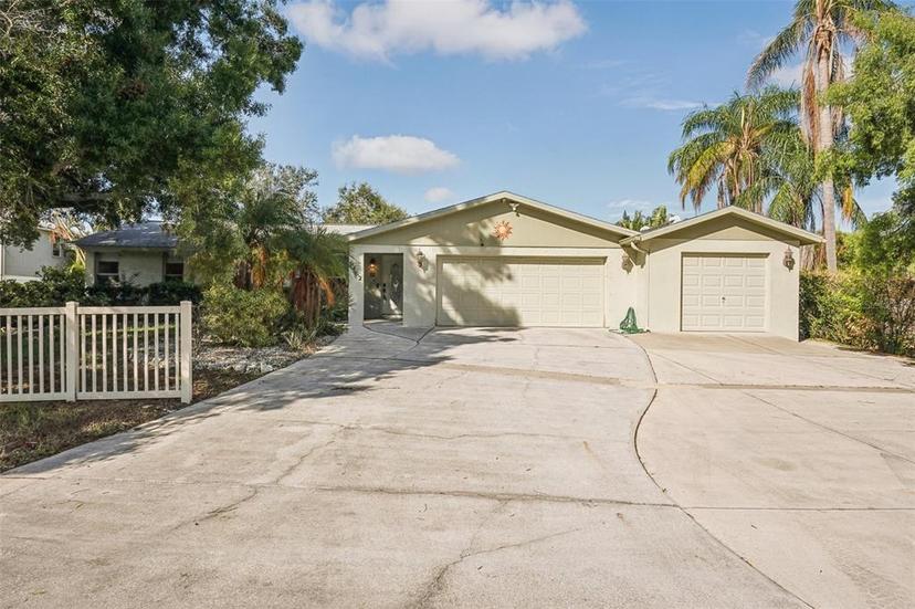 Picture of 6462 Beechwood Avenue, Sarasota FL 34231