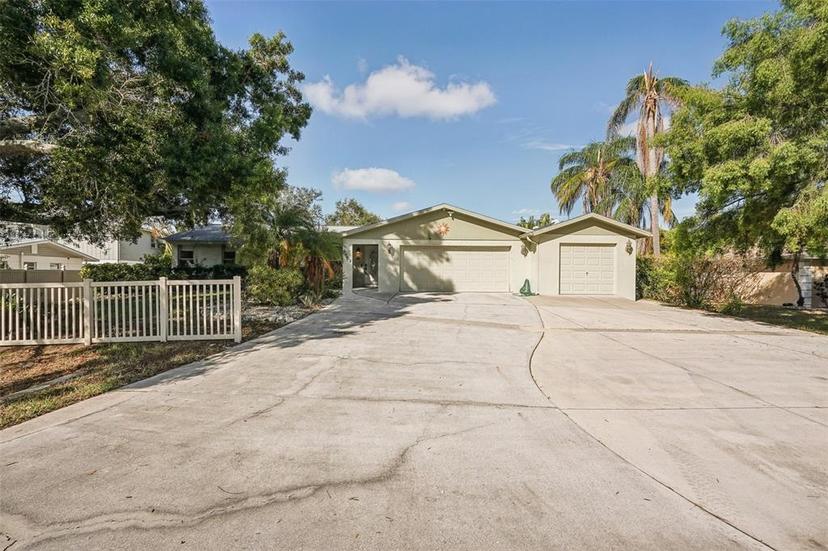 Picture of 6462 Beechwood Avenue, Sarasota FL 34231
