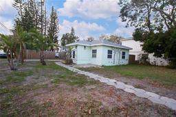 Picture of 2600 1St Street, Indian Rocks Beach, FL 33785