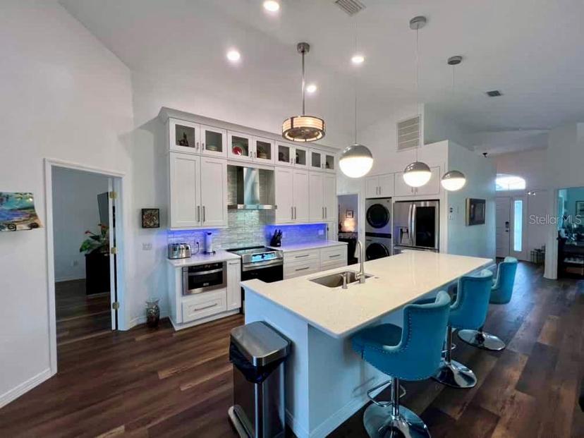 Picture of 1362 Hedgewood Circle, North Port FL 34288