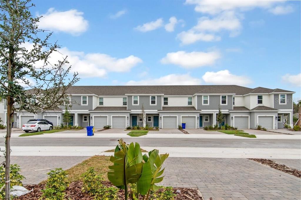 Picture of 203 River Front Way, Edgewater, FL 32141