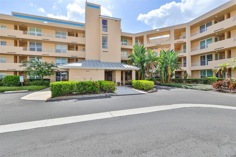 Picture of 4480 Fairways Boulevard Unit 109, Bradenton FL 34209