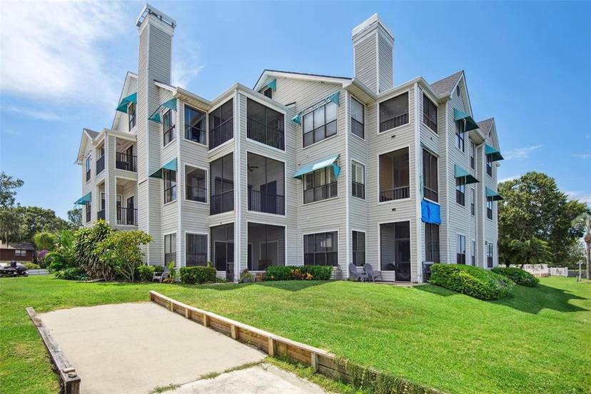 Picture of 3127 W Sligh Avenue Unit 204B, Tampa FL 33614