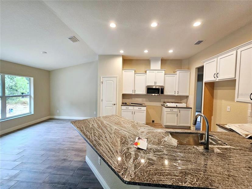 Picture of 12412 Quigley Avenue, Weeki Wachee FL 34614
