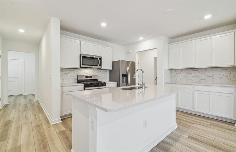 Picture of 6240 Golden Beach Drive, Apollo Beach FL 33572
