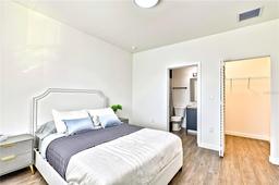 Picture of 1583 NW 29Th Road Unit 1, Gainesville, FL 32605