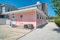 Picture of 963 Highland Avenue, Dunedin, FL 34698