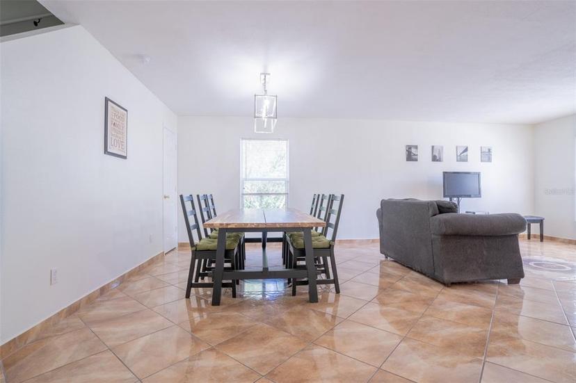 Picture of 856 Bristol Forest Way, Orlando FL 32828