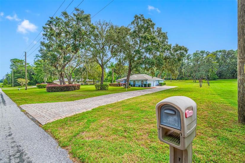 Picture of 706 E Liberty Street, Hernando FL 34442