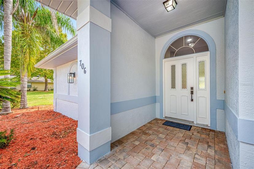 Picture of 706 E Liberty Street, Hernando FL 34442