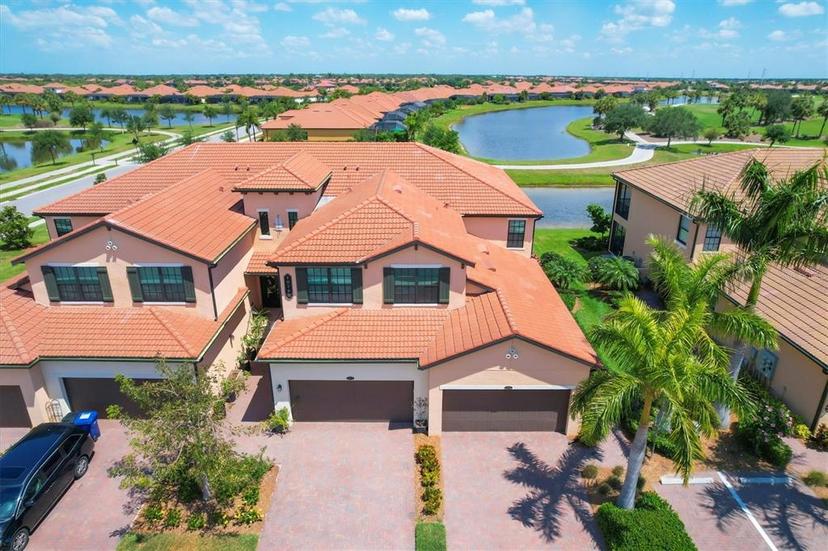 Picture of 10780 Tarflower Drive Unit 102, Venice FL 34293