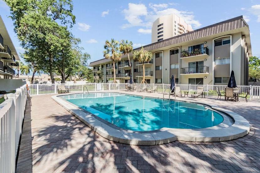 Picture of 4611 W Fig Street Unit 209, Tampa FL 33609