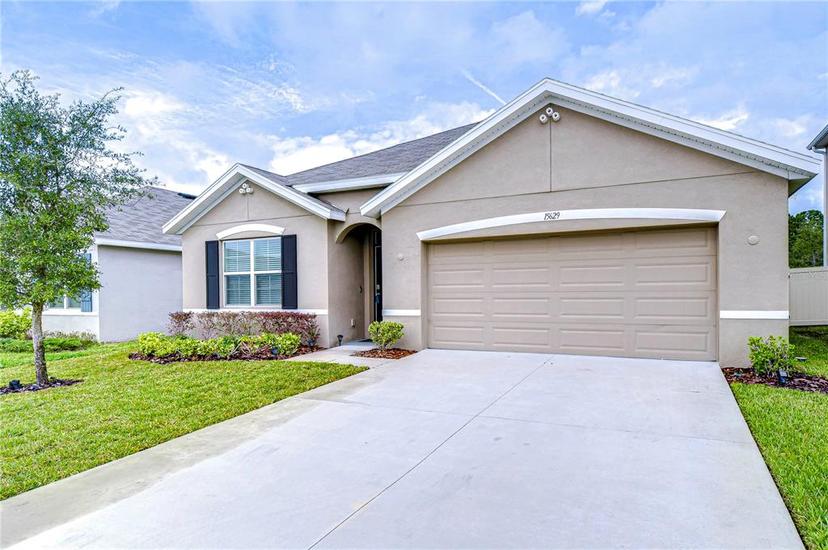 Picture of 15629 Black Pepper Lane, Odessa FL 33556
