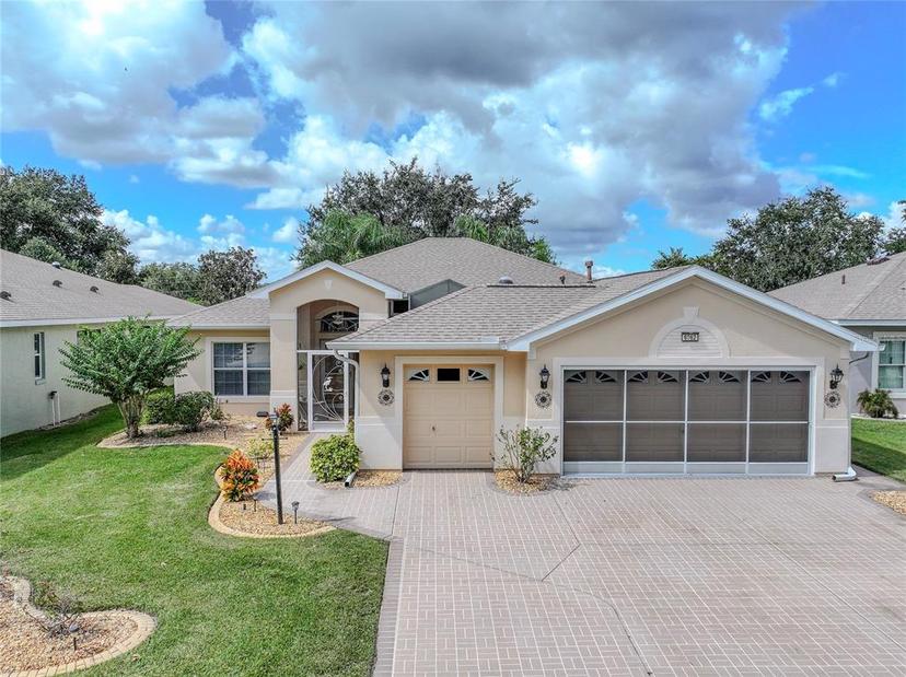 Picture of 6062 Armada Street, Tavares FL 32778