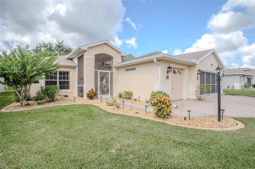 Picture of 6062 Armada Street, Tavares FL 32778