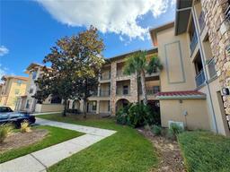 Picture of 907 Charo Parkway Unit 933, Davenport, FL 33897