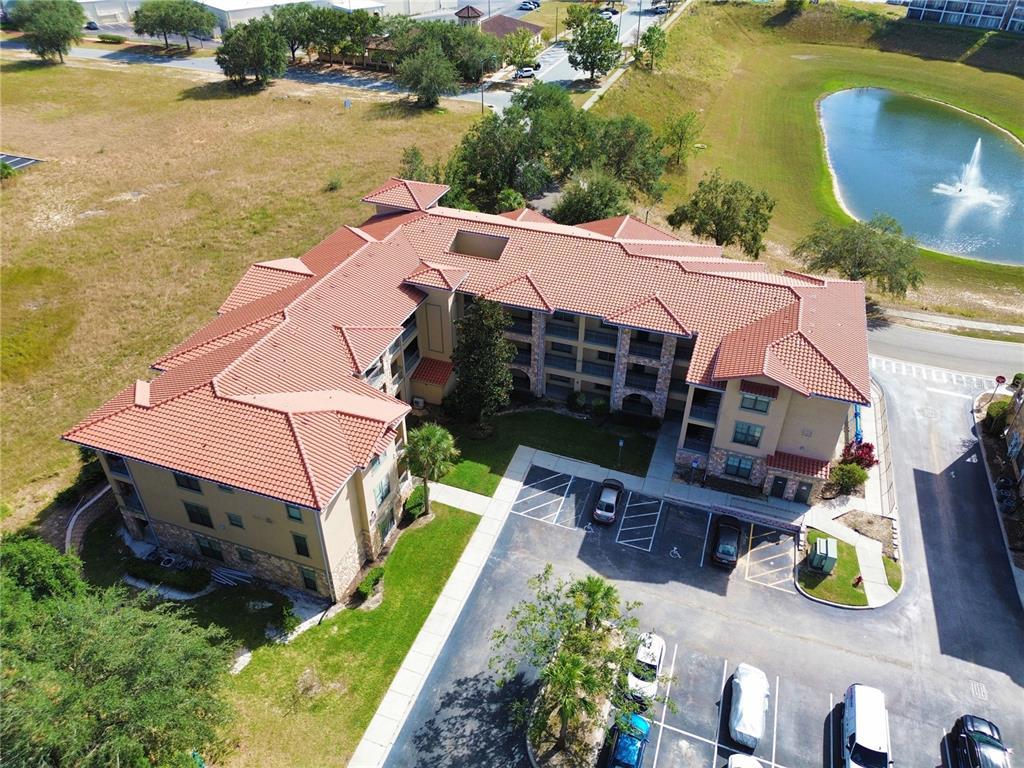 Picture of 909 Charo Parkway Unit 1016, Davenport, FL 33897