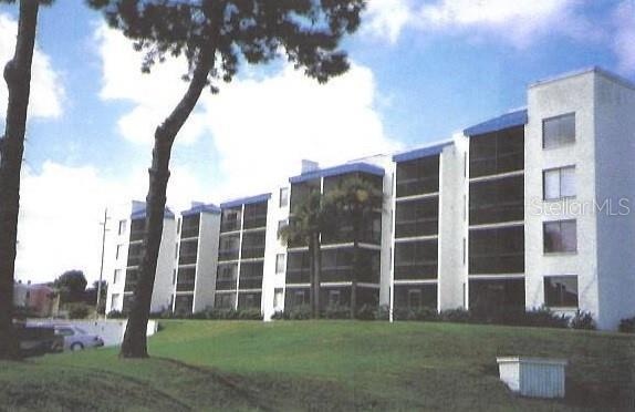 Picture of 2424 W Tampa Bay Boulevard Unit 107, Tampa FL 33607