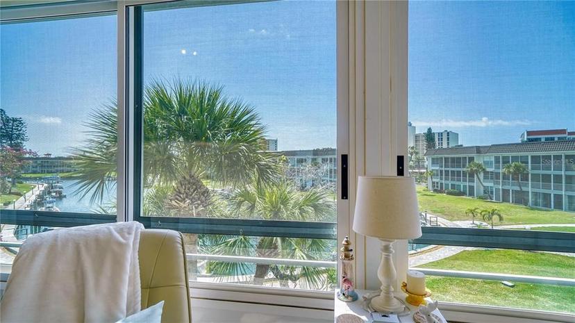 Picture of 4380 Exeter Drive Unit 303, Longboat Key FL 34228