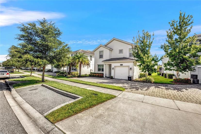 Picture of 4782 Kings Castle Circle, Kissimmee FL 34746
