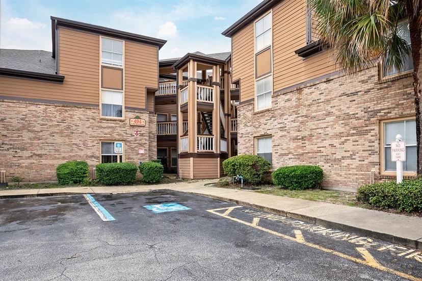 Picture of 494 N Pin Oak Place Unit 308, Longwood FL 32779