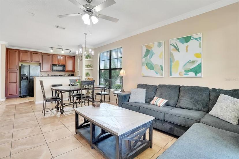 Picture of 909 Charo Parkway Unit 1021, Davenport FL 33897