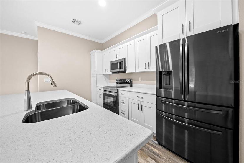 Picture of 706 Stanley Avenue, Wildwood FL 34785